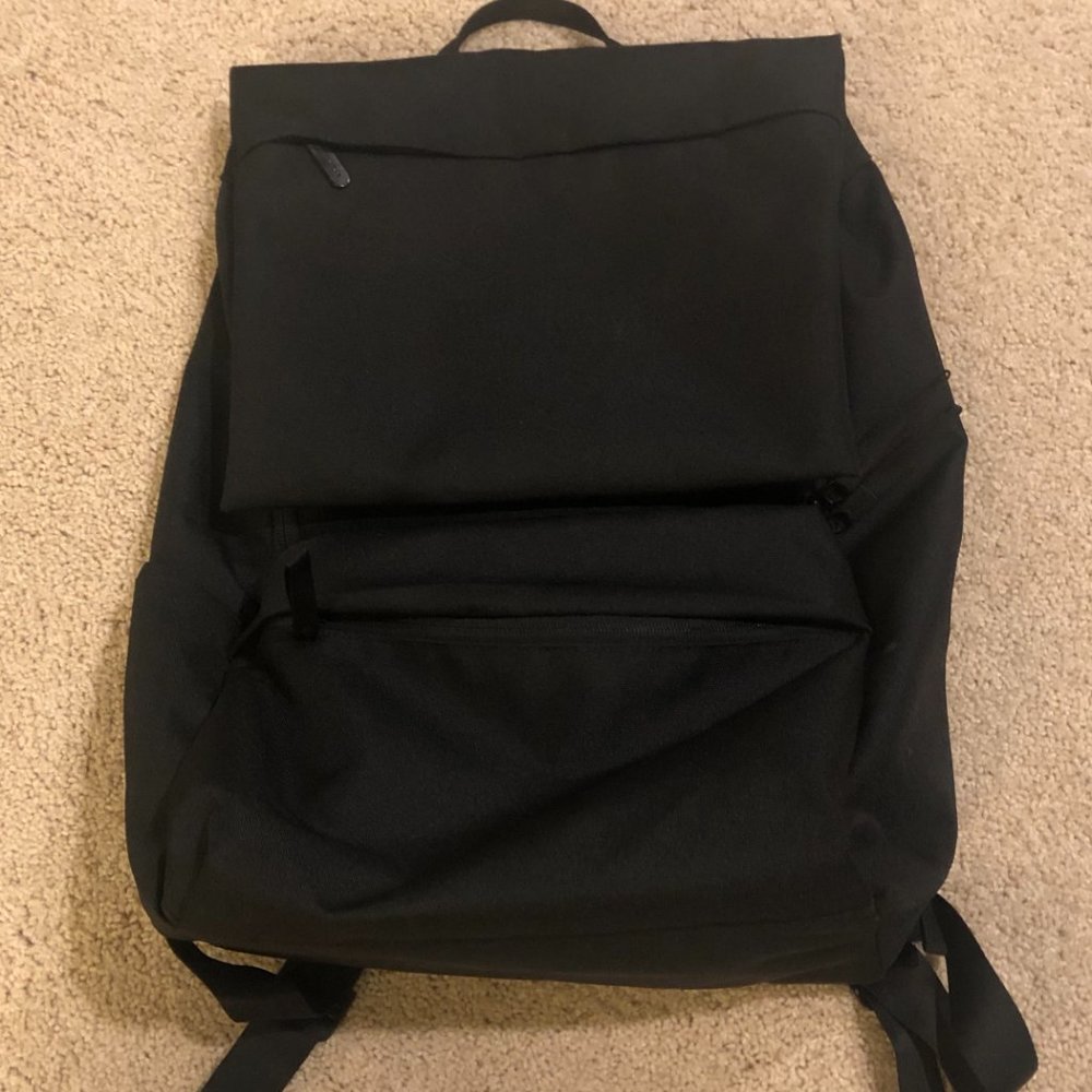 Everlane ReNew Transit Backpack